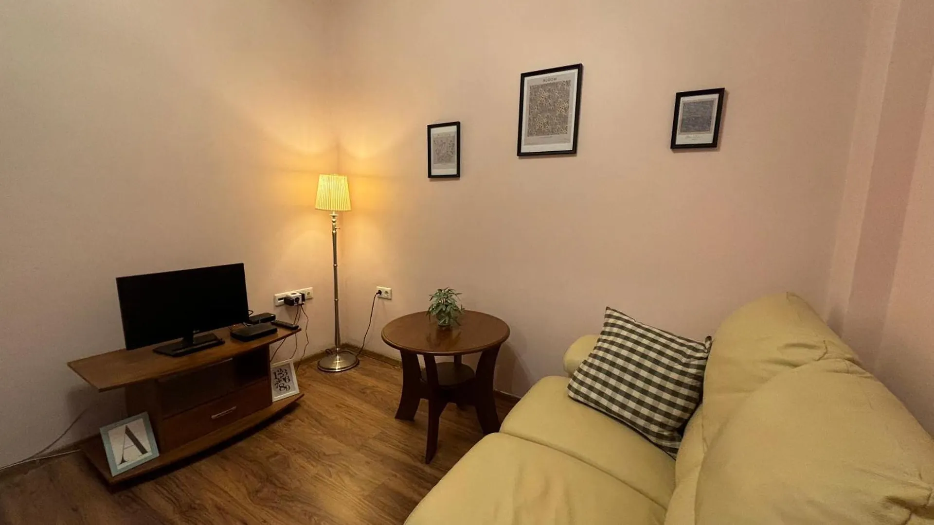 Quiet 2 Bedrooms Downtown Apart Sofia 0*,  Bulgarien